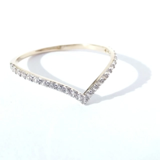 Zlatý prsten, Au 14K 585/1000, váha 0,80 g
